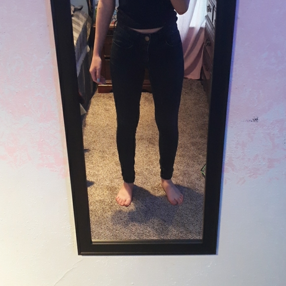 Black Low Rise Skinny Jeans - Picture 1 of 3